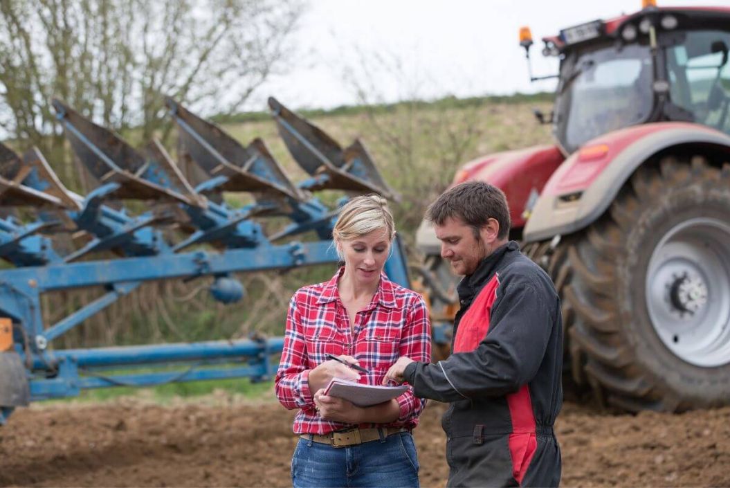 MyFarm Agronomists in the field with tablet