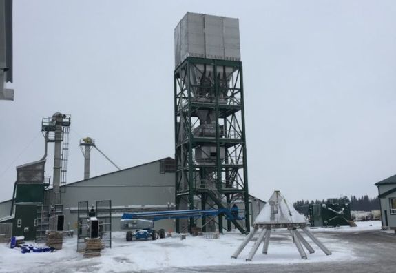 Holmes Agro fertilizer tower Orangeville